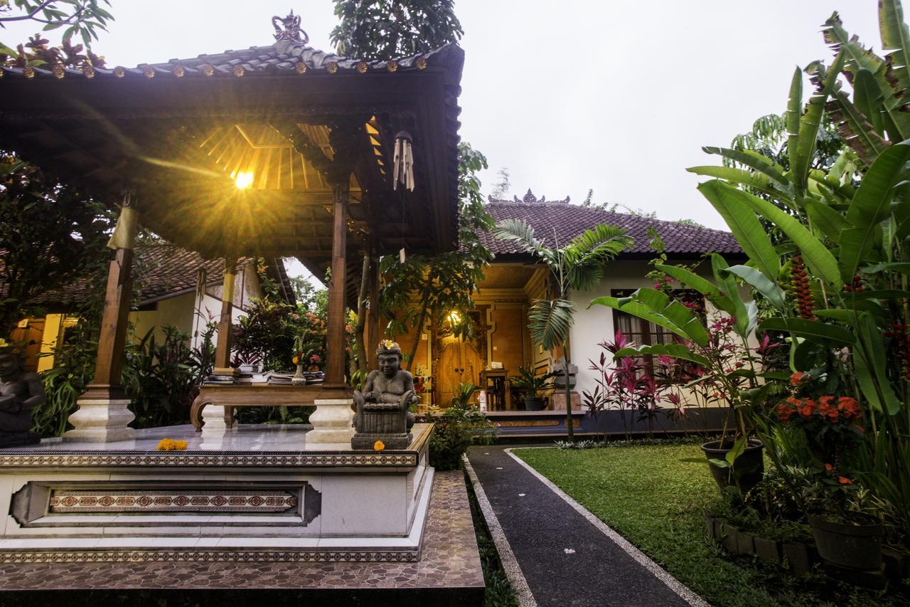 Gusti Kaler House Hotel Убуд Екстериор снимка